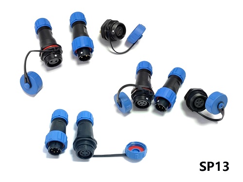 Cur Elige an IP68 Connector pro Industrial Applications?